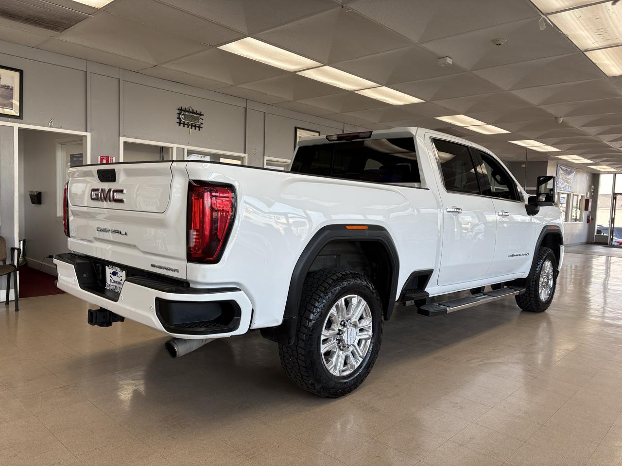 GMC Sierra 2500HD 4WD Crew Cab 159" Denali 2020