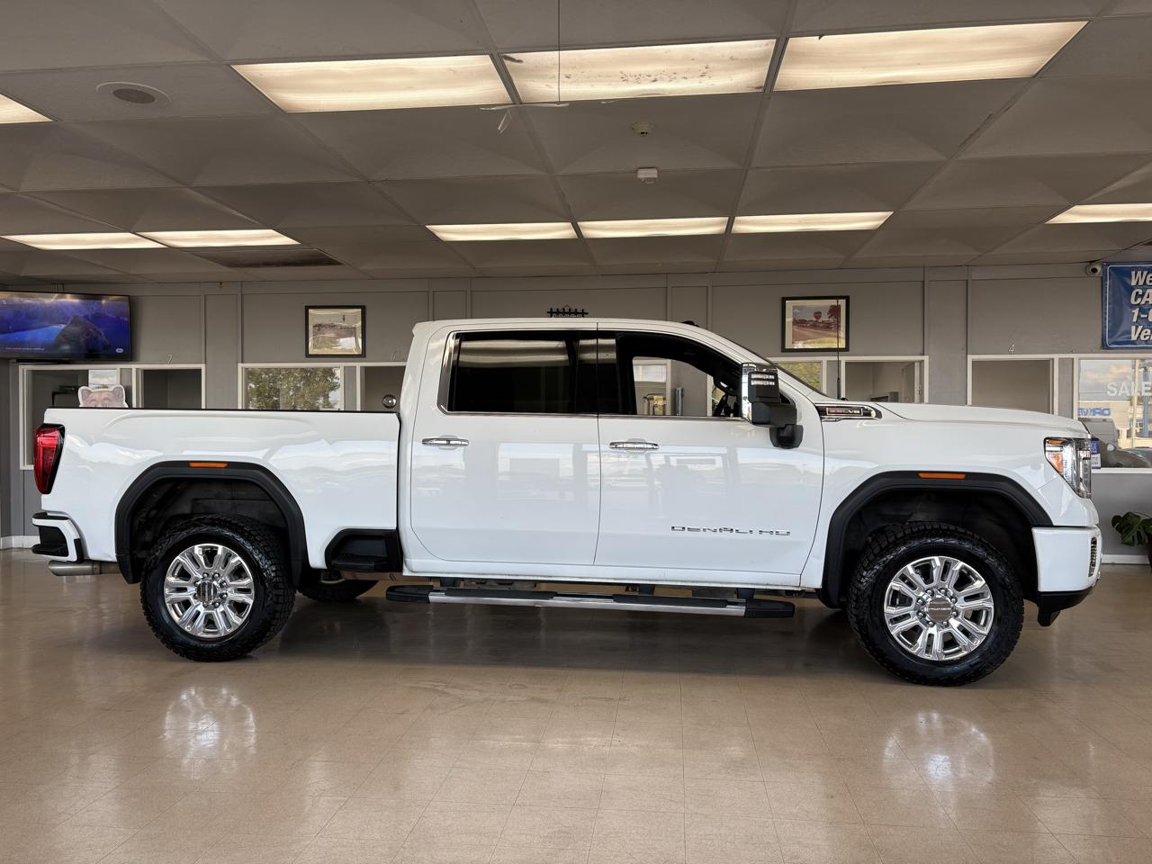 GMC Sierra 2500HD 4WD Crew Cab 159" Denali 2020