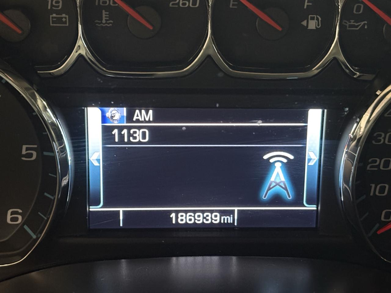 GMC Sierra 1500 4WD Crew Cab 143.5" SLT 2018