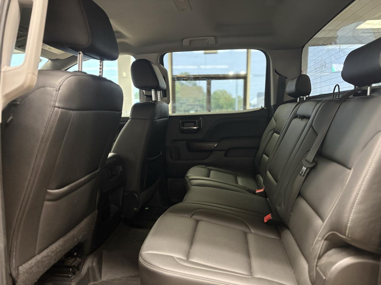 GMC Sierra 1500 4WD Crew Cab 143.5" SLT 2018