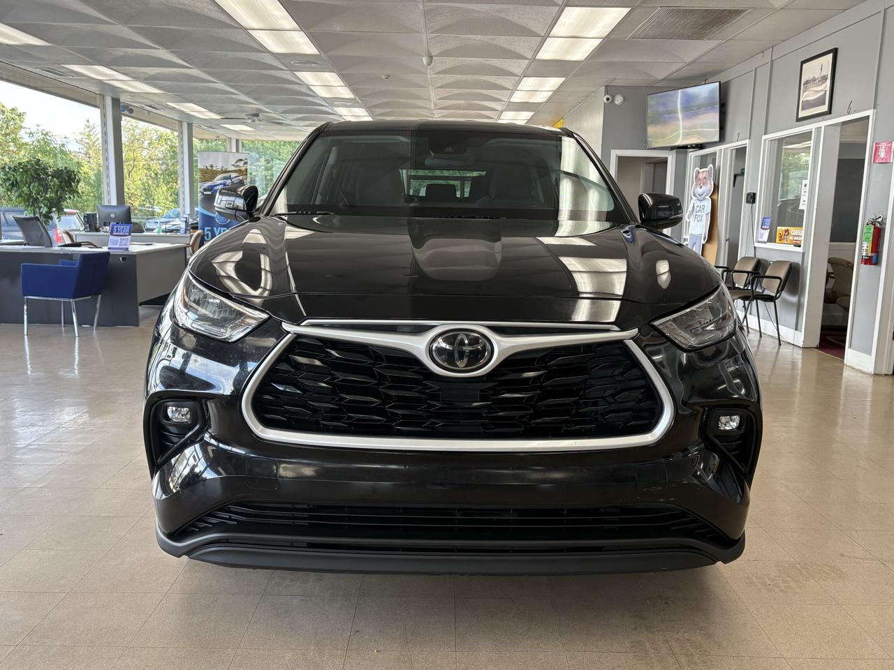 Toyota Highlander LE FWD (Natl) 2020