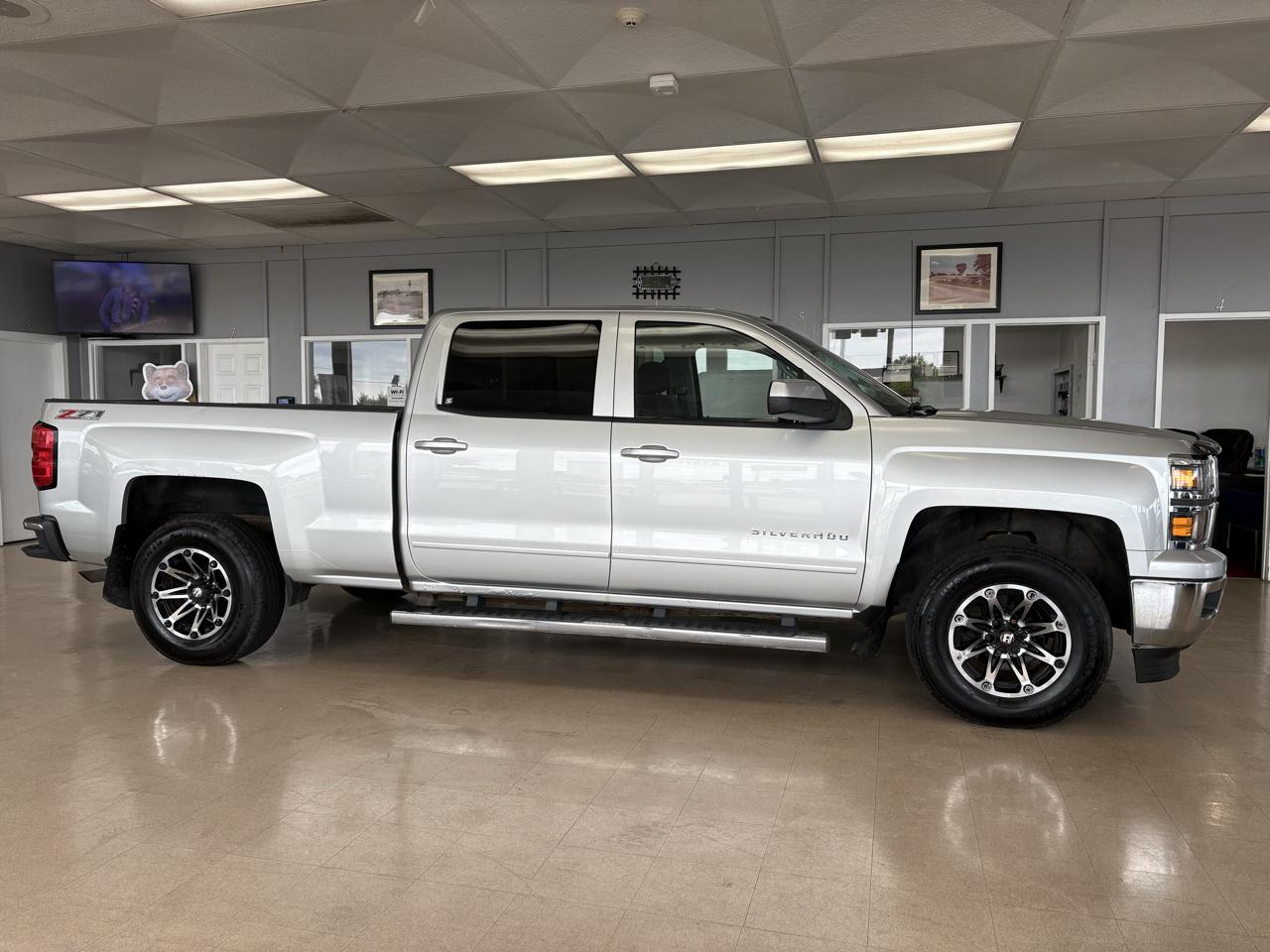 Chevrolet Silverado 1500 4WD Crew Cab 153.0" LT w/2LT 2015