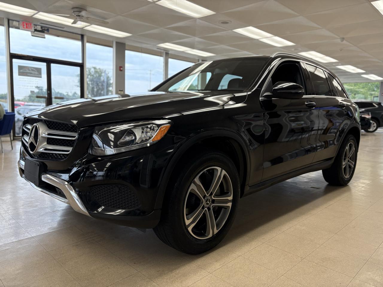Mercedes-Benz GLC GLC 300 4MATIC SUV 2017