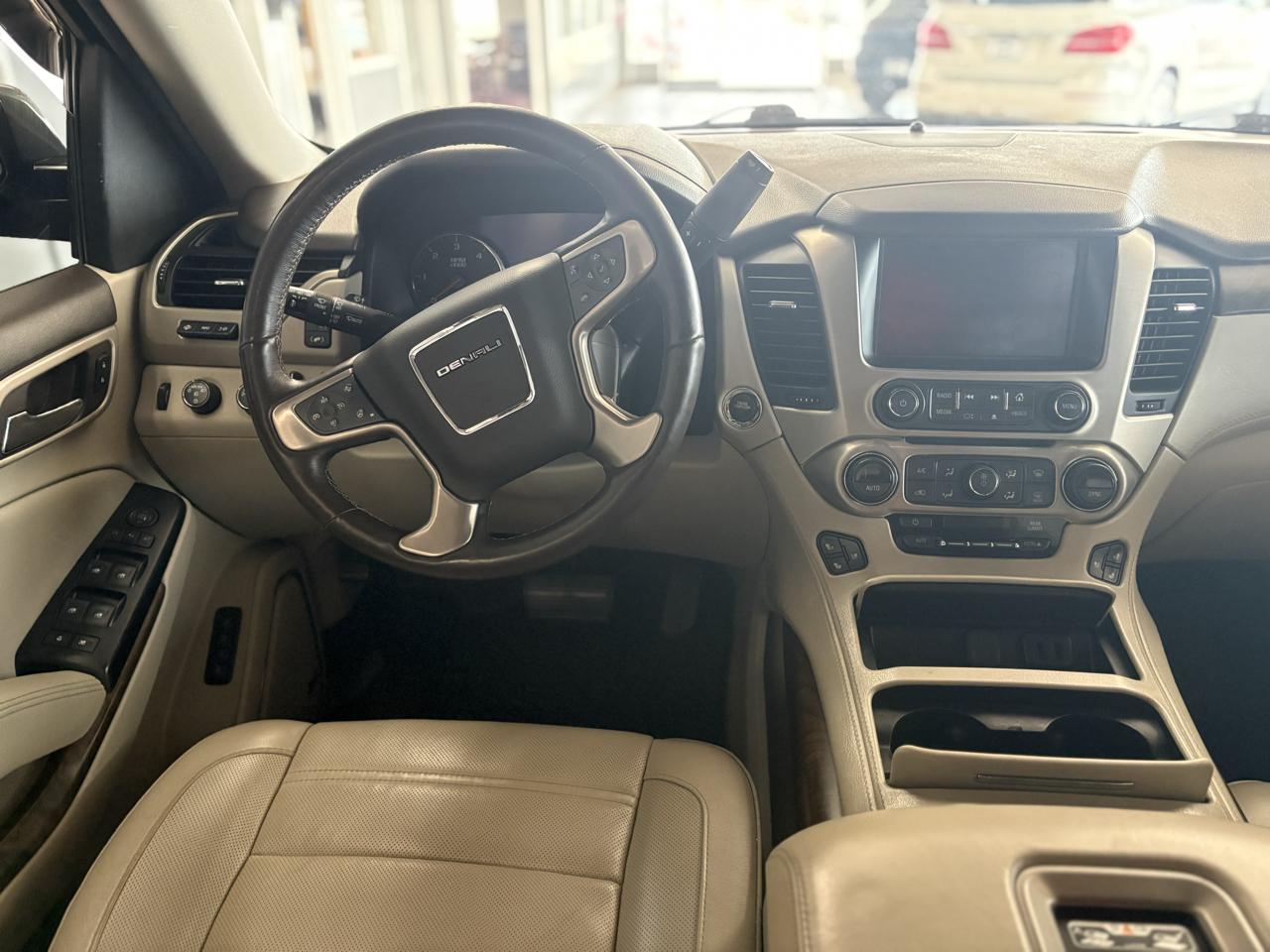 GMC Yukon 4WD 4dr Denali 2018