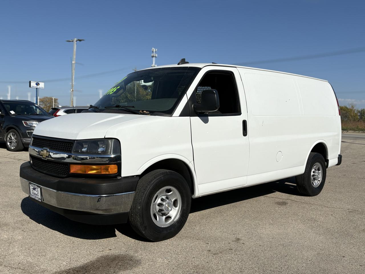 Chevrolet Express Cargo Van RWD 2500 135" 2020