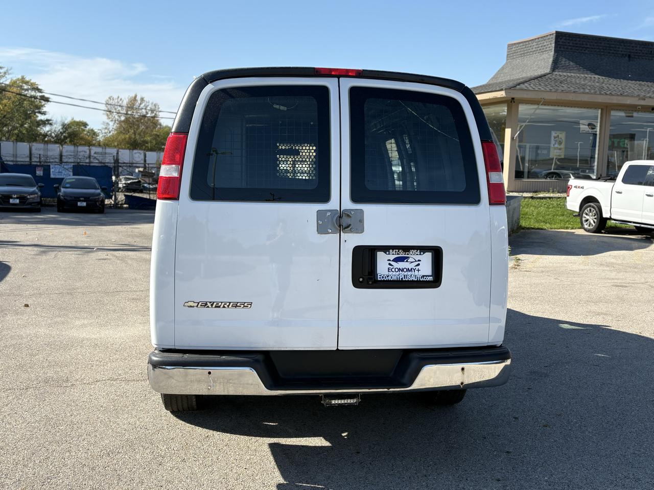 Chevrolet Express Cargo Van RWD 2500 135" 2020