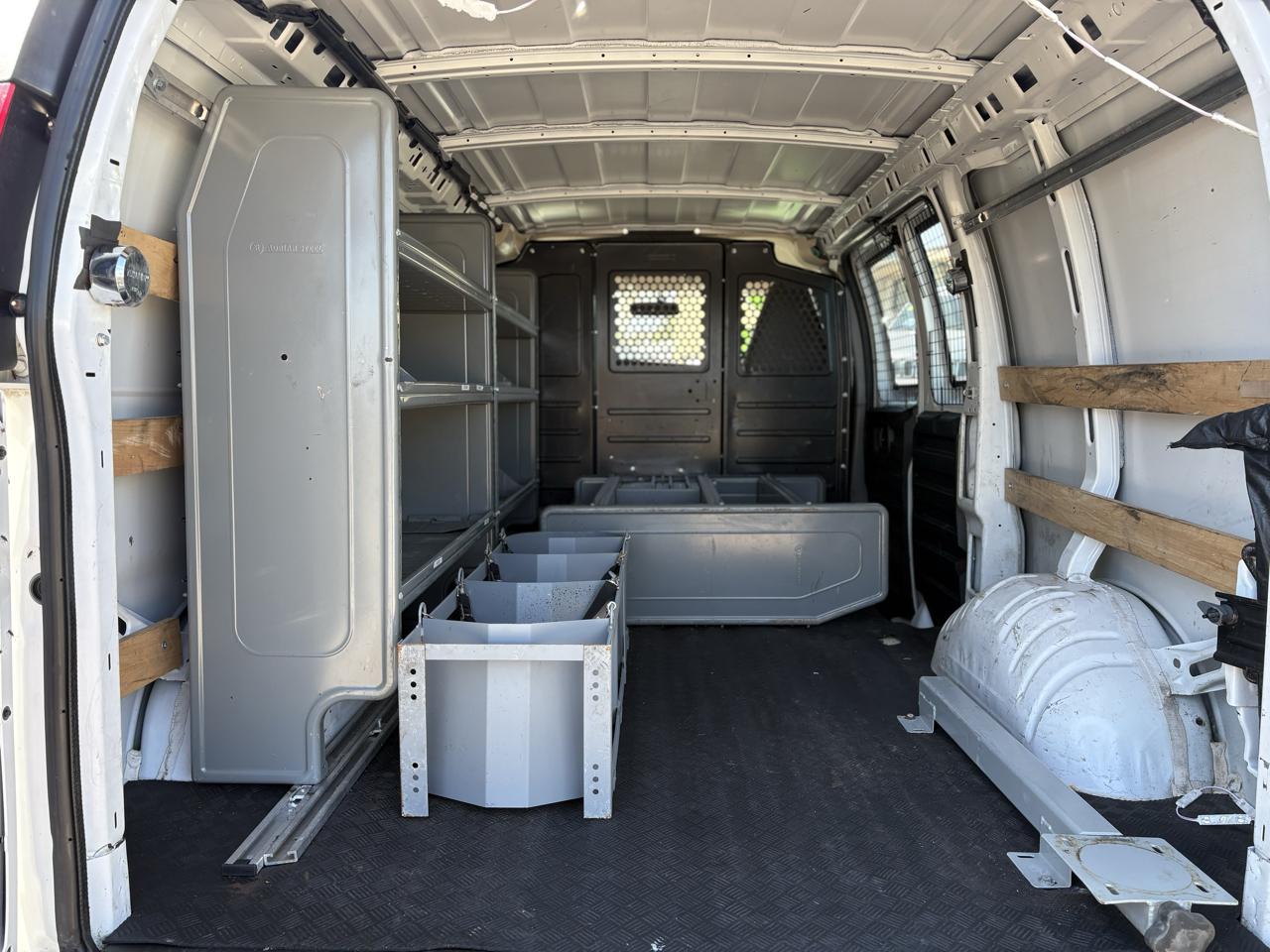 Chevrolet Express Cargo Van RWD 2500 135" 2020