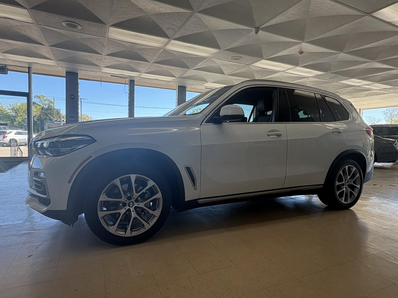 BMW X5 xDrive40i Sports Activity Vehicle 2020