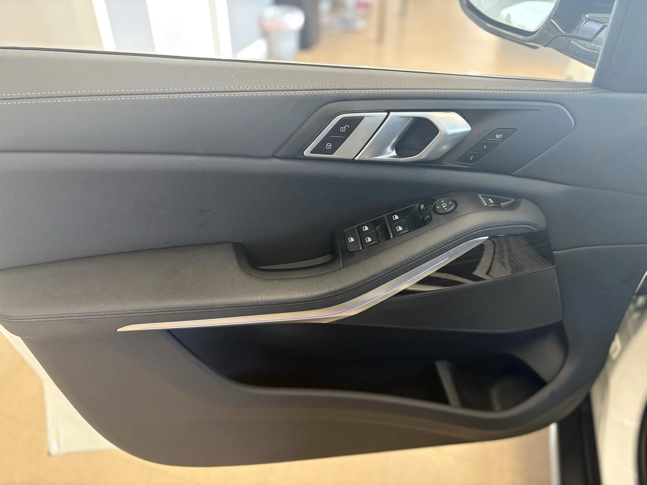 BMW X5 xDrive40i Sports Activity Vehicle 2020