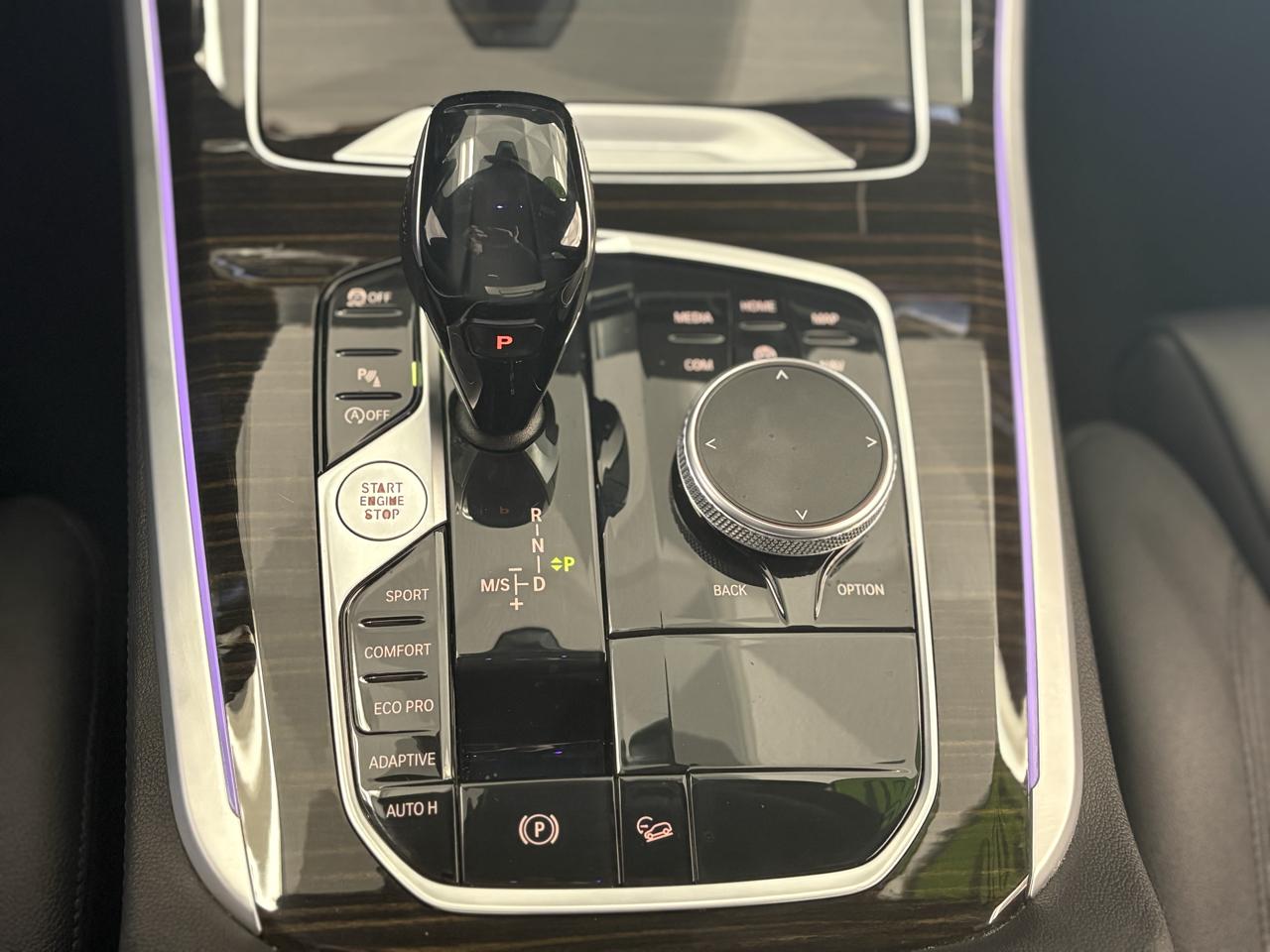 BMW X5 xDrive40i Sports Activity Vehicle 2020