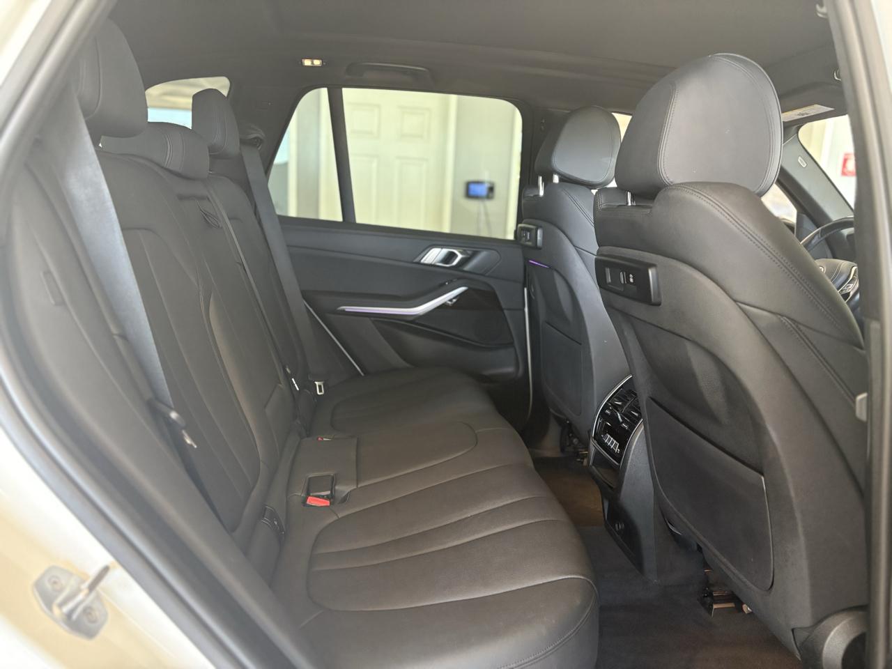 BMW X5 xDrive40i Sports Activity Vehicle 2020