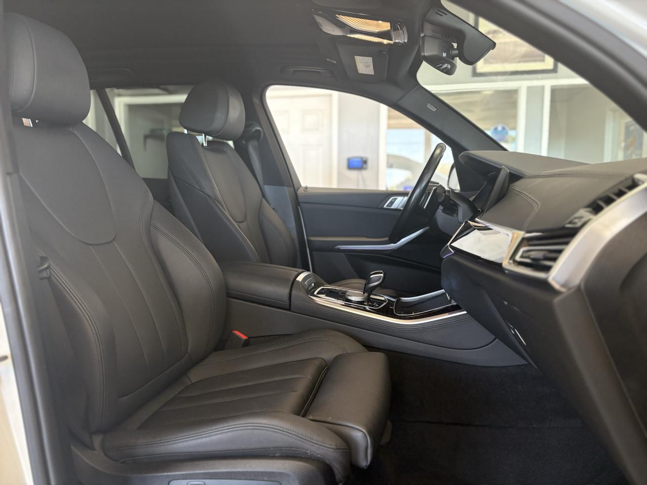 BMW X5 xDrive40i Sports Activity Vehicle 2020