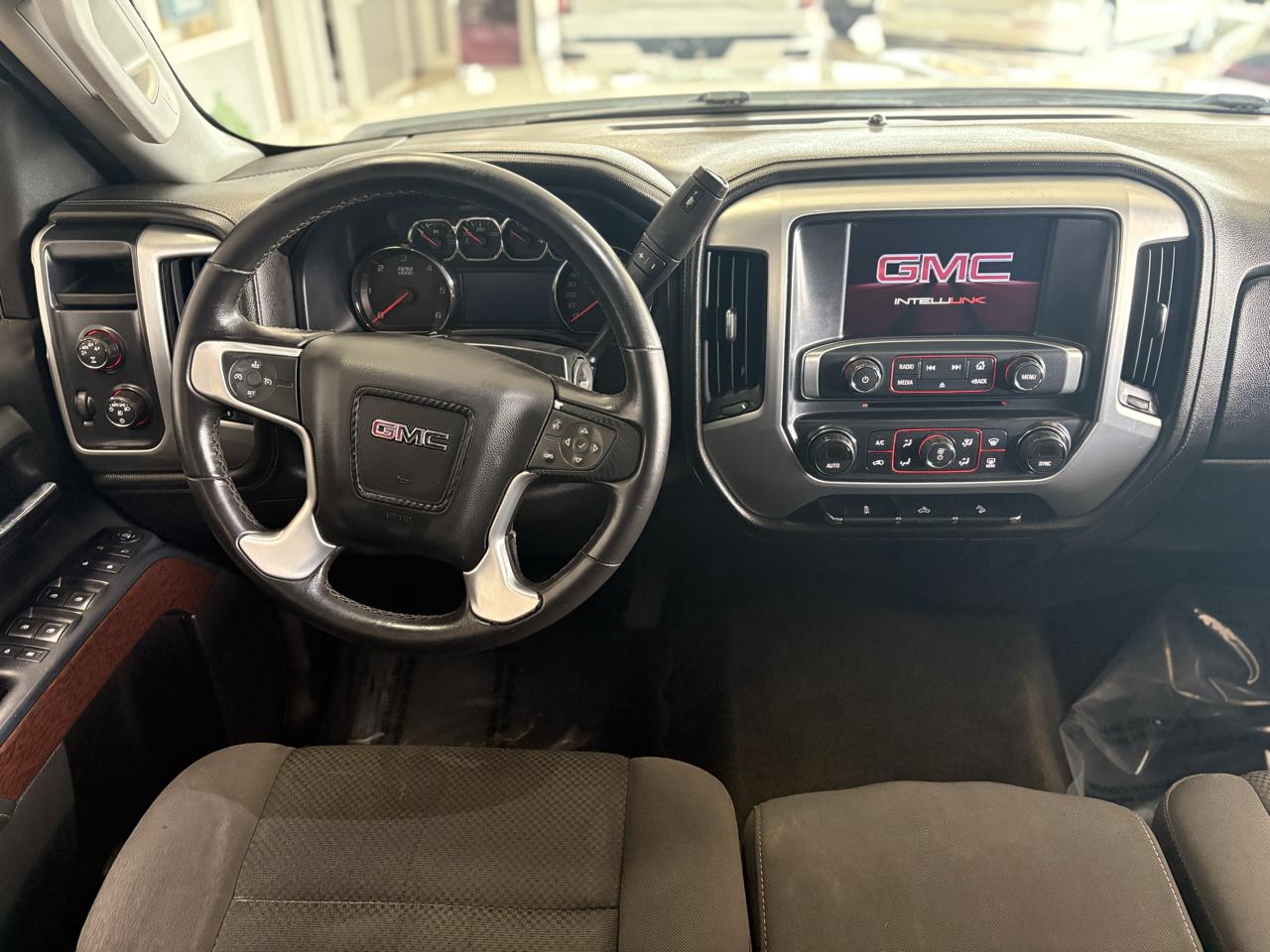 GMC Sierra 1500 4WD Double Cab 143.5" SLE 2016