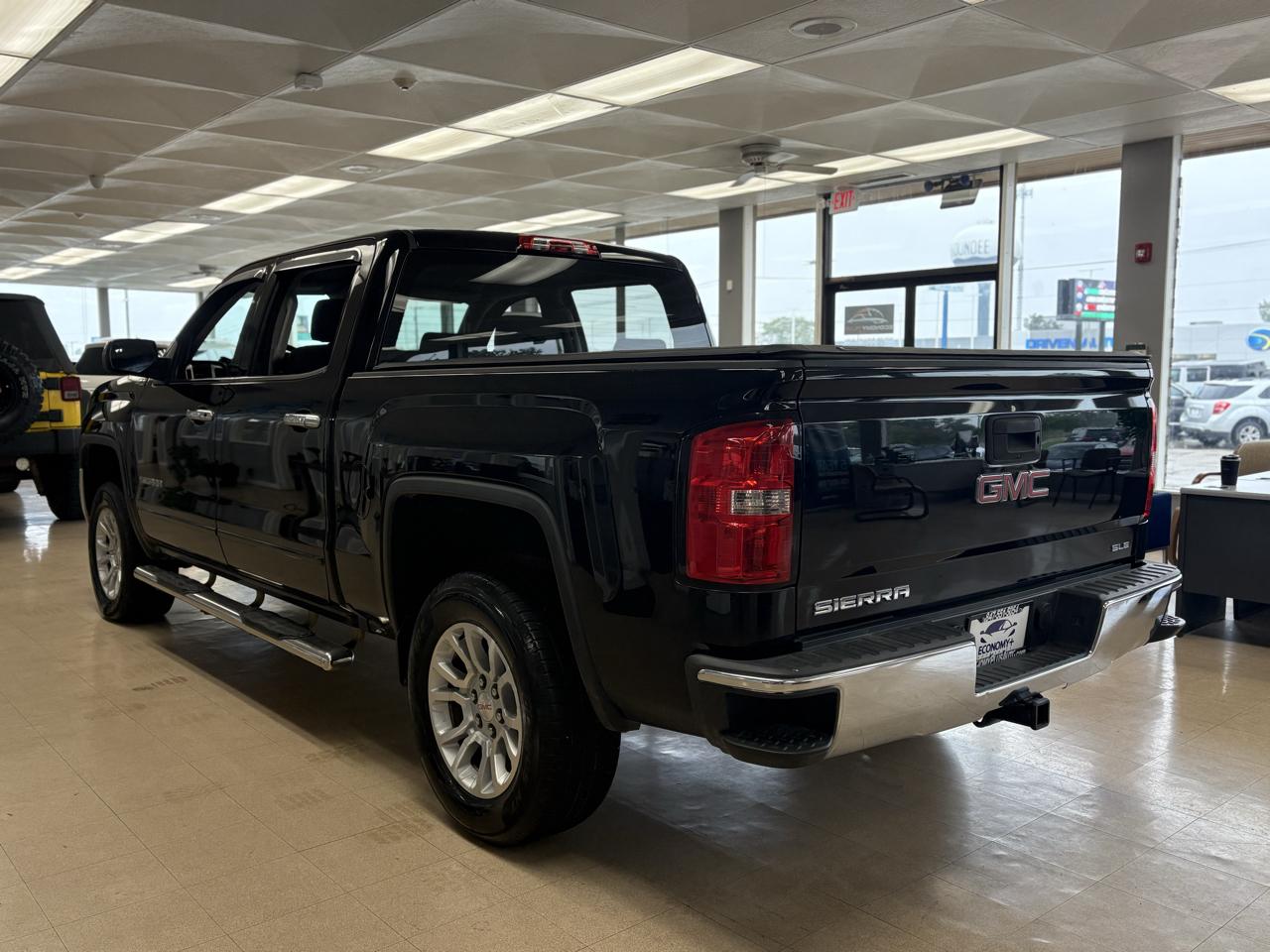 GMC Sierra 1500 4WD Crew Cab 143.5" SLE 2016