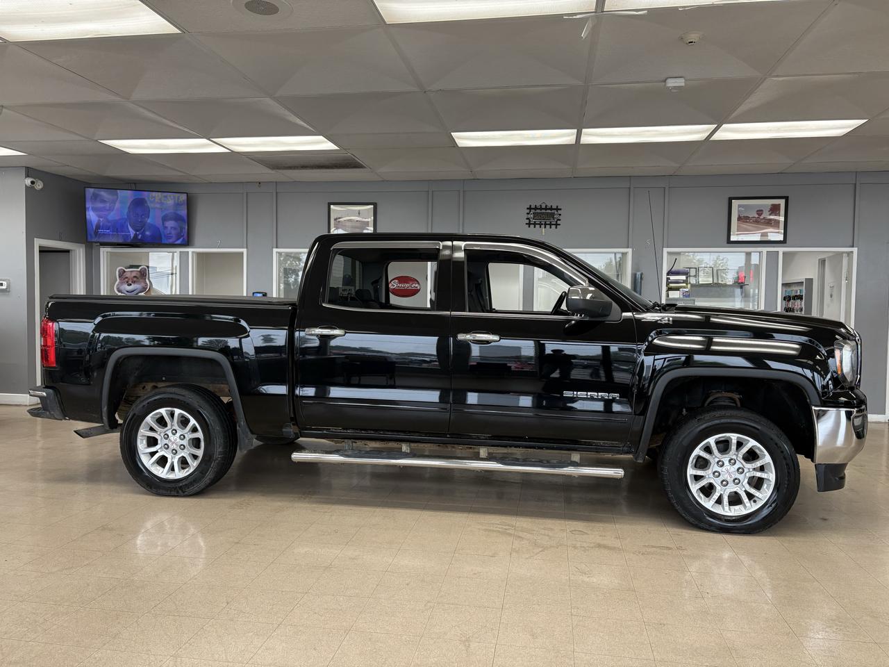 GMC Sierra 1500 4WD Crew Cab 143.5" SLE 2016