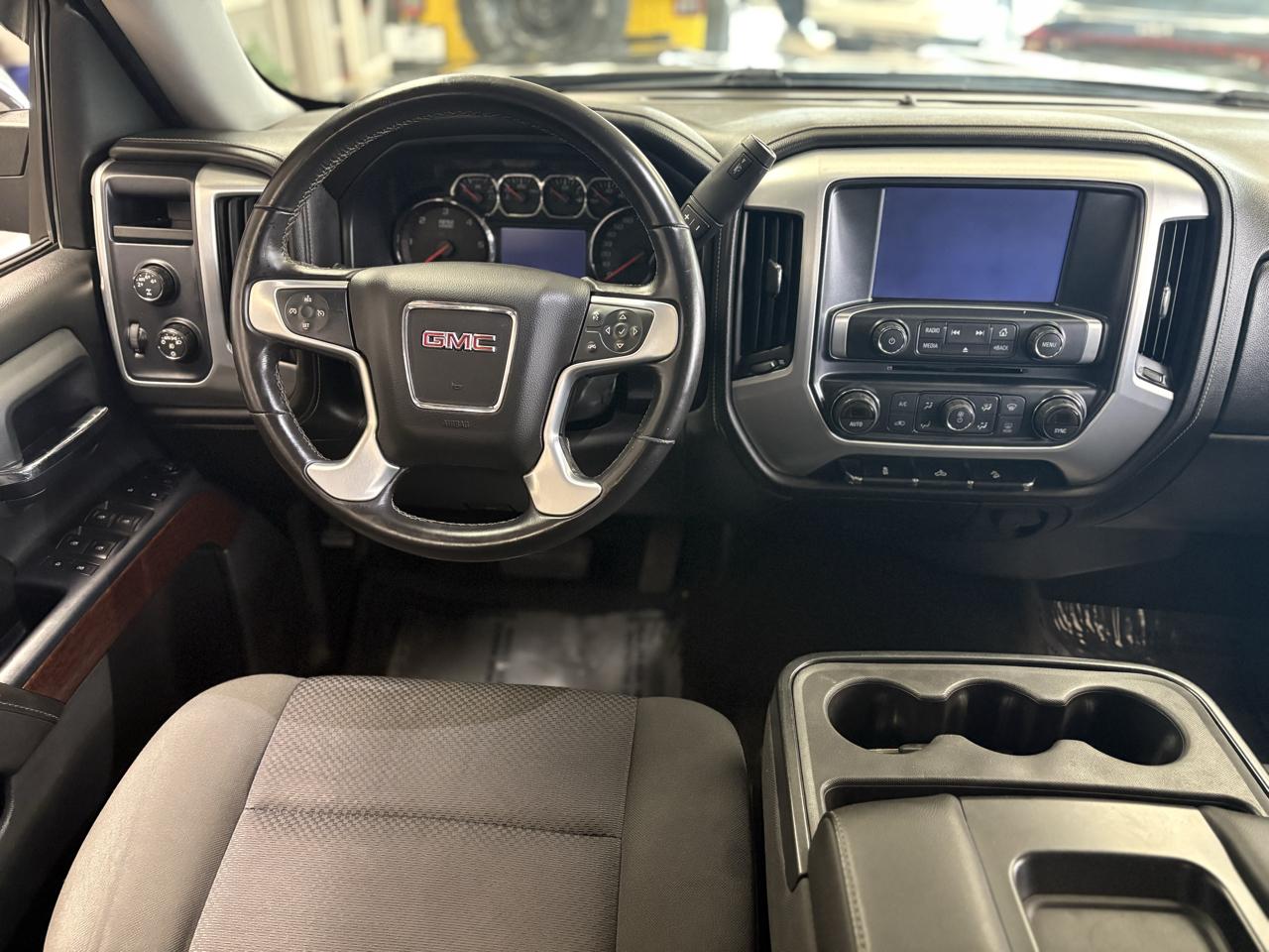 GMC Sierra 1500 4WD Crew Cab 143.5" SLE 2016