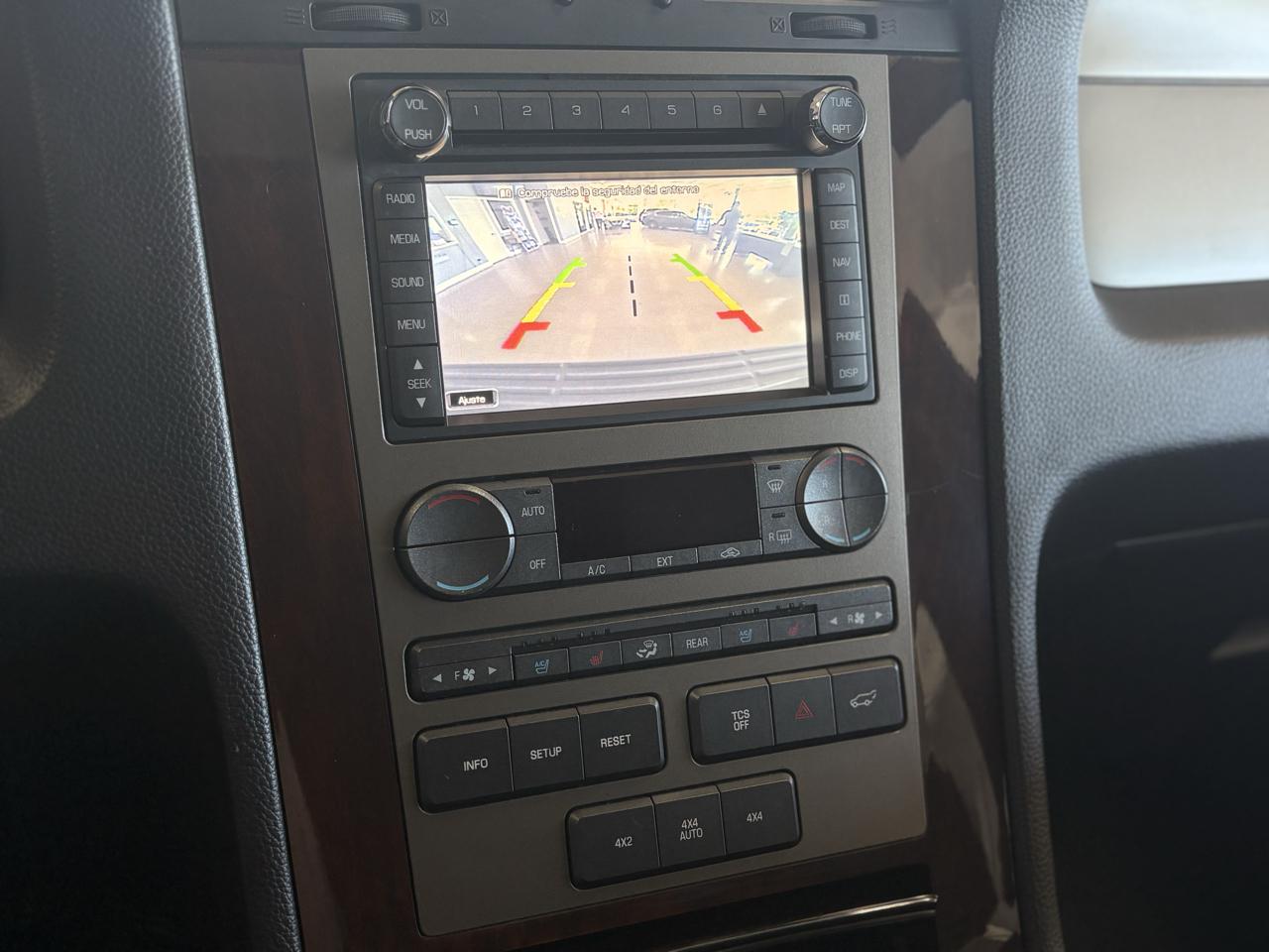 Lincoln Navigator 4WD 4dr 2012