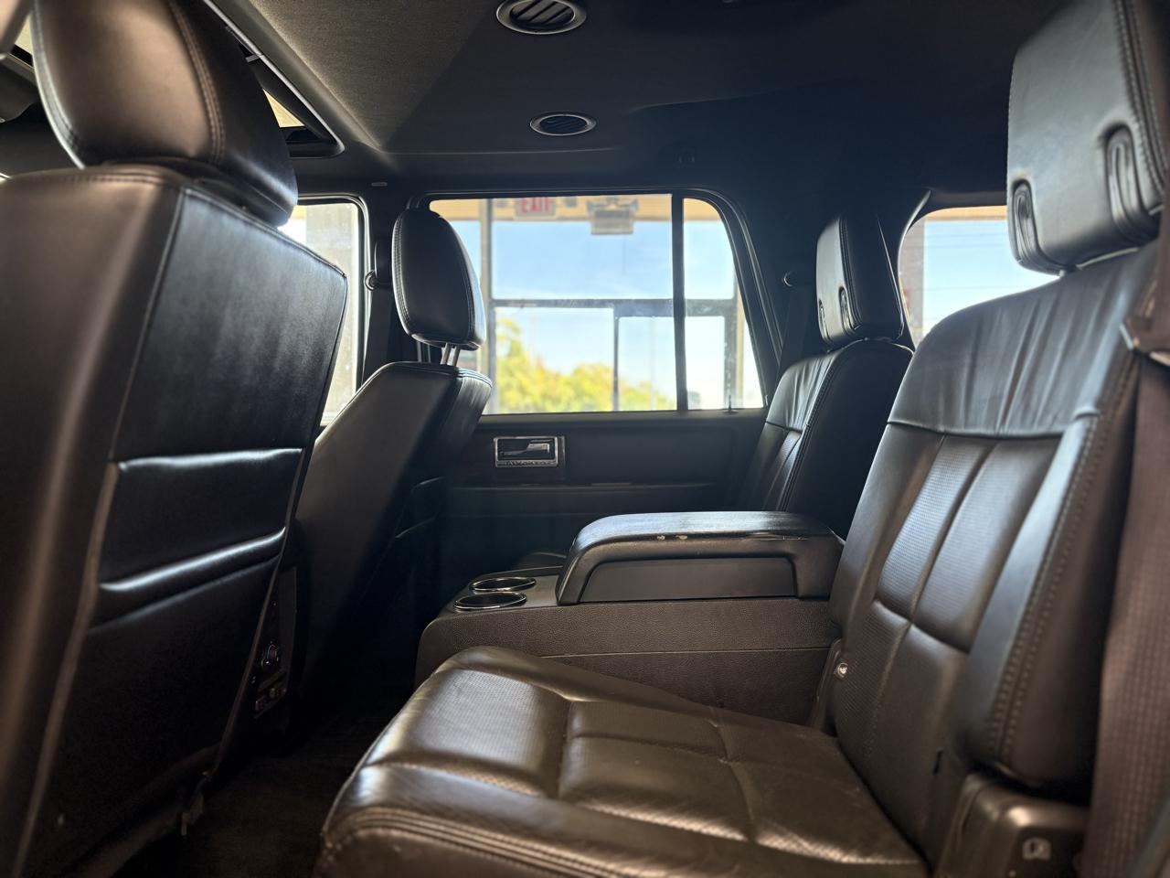 Lincoln Navigator 4WD 4dr 2012