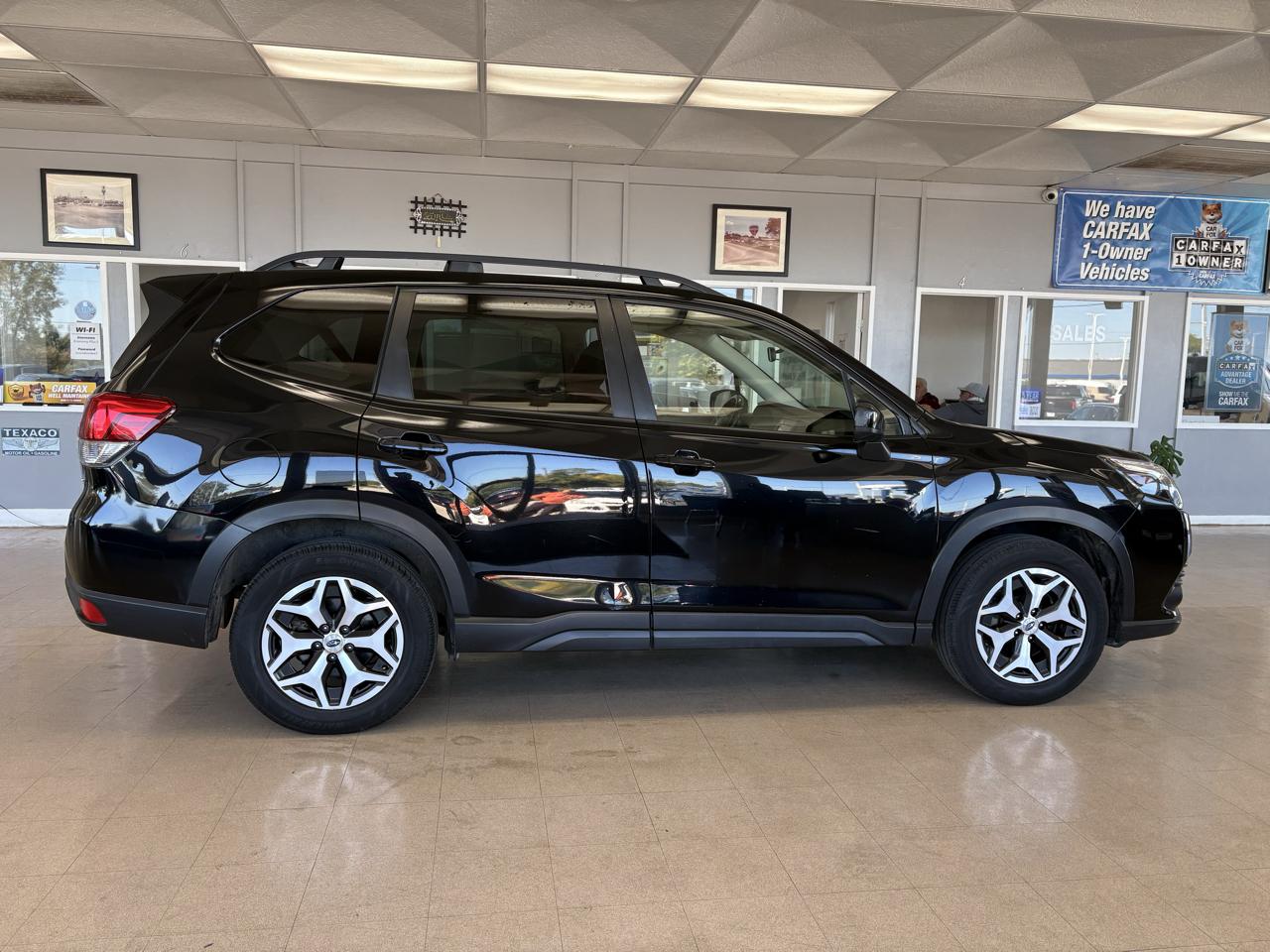Subaru Forester Premium CVT 2022