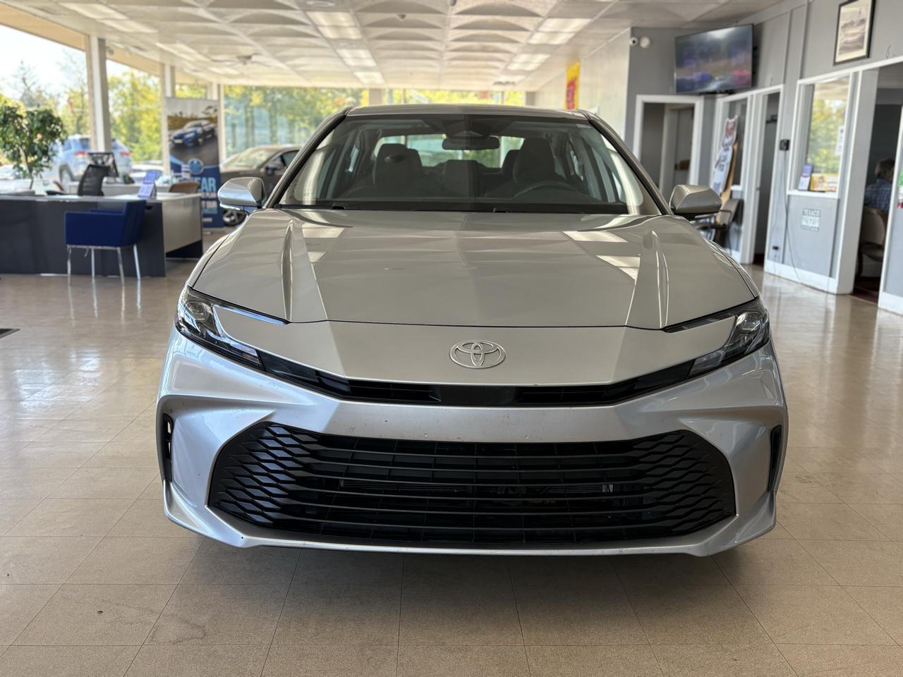 Toyota Camry XLE (Natl) 2025