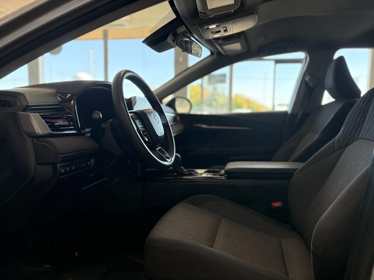 Toyota Camry XLE (Natl) 2025