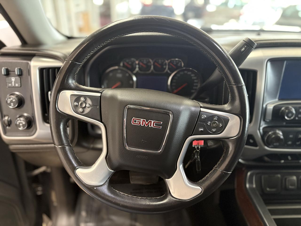 GMC Sierra 1500 4WD Double Cab 143.5" SLE 2015