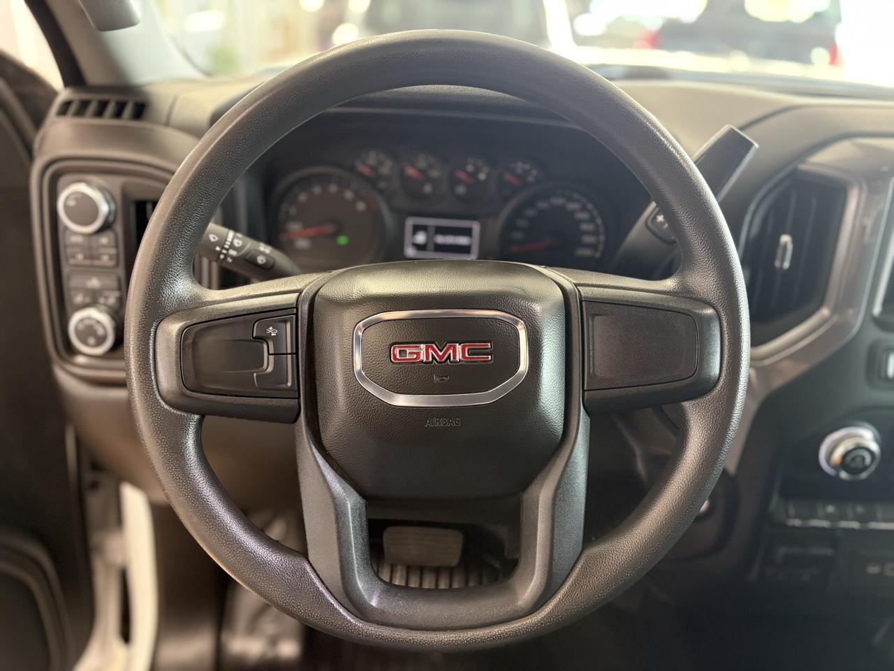 GMC Sierra 1500 4WD Double Cab 147" Pro 2023