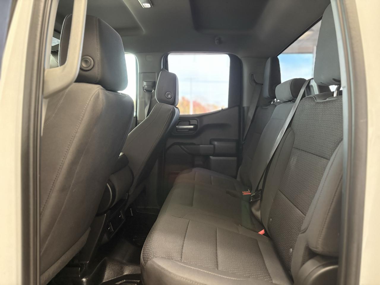 GMC Sierra 1500 4WD Double Cab 147" Pro 2023
