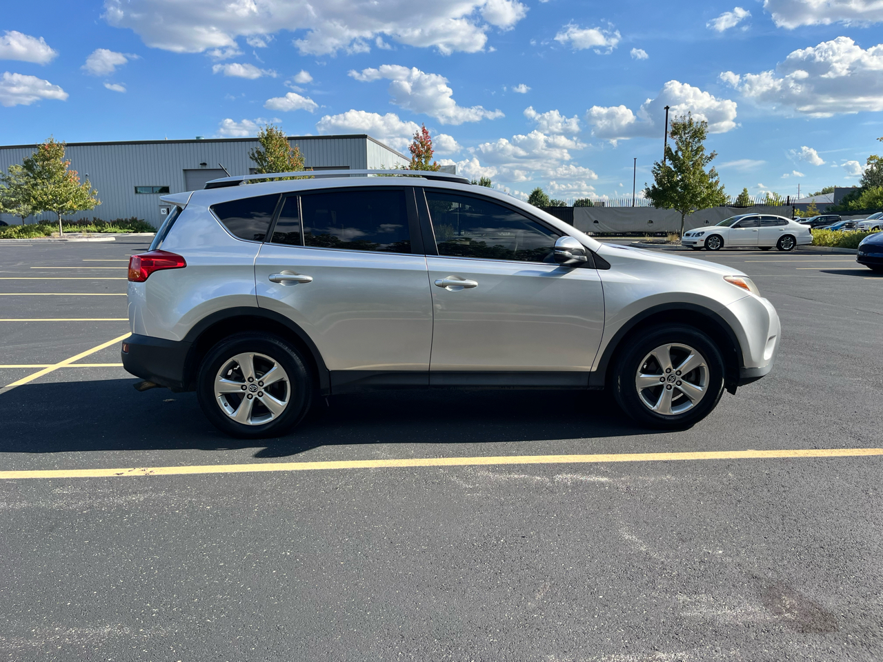 Toyota RAV4 XLE AWD 2015 Toyota RAV4 XLE AWD 2015