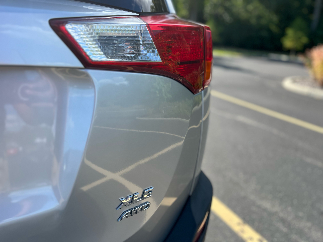 Toyota RAV4 XLE AWD 2015 Toyota RAV4 XLE AWD 2015
