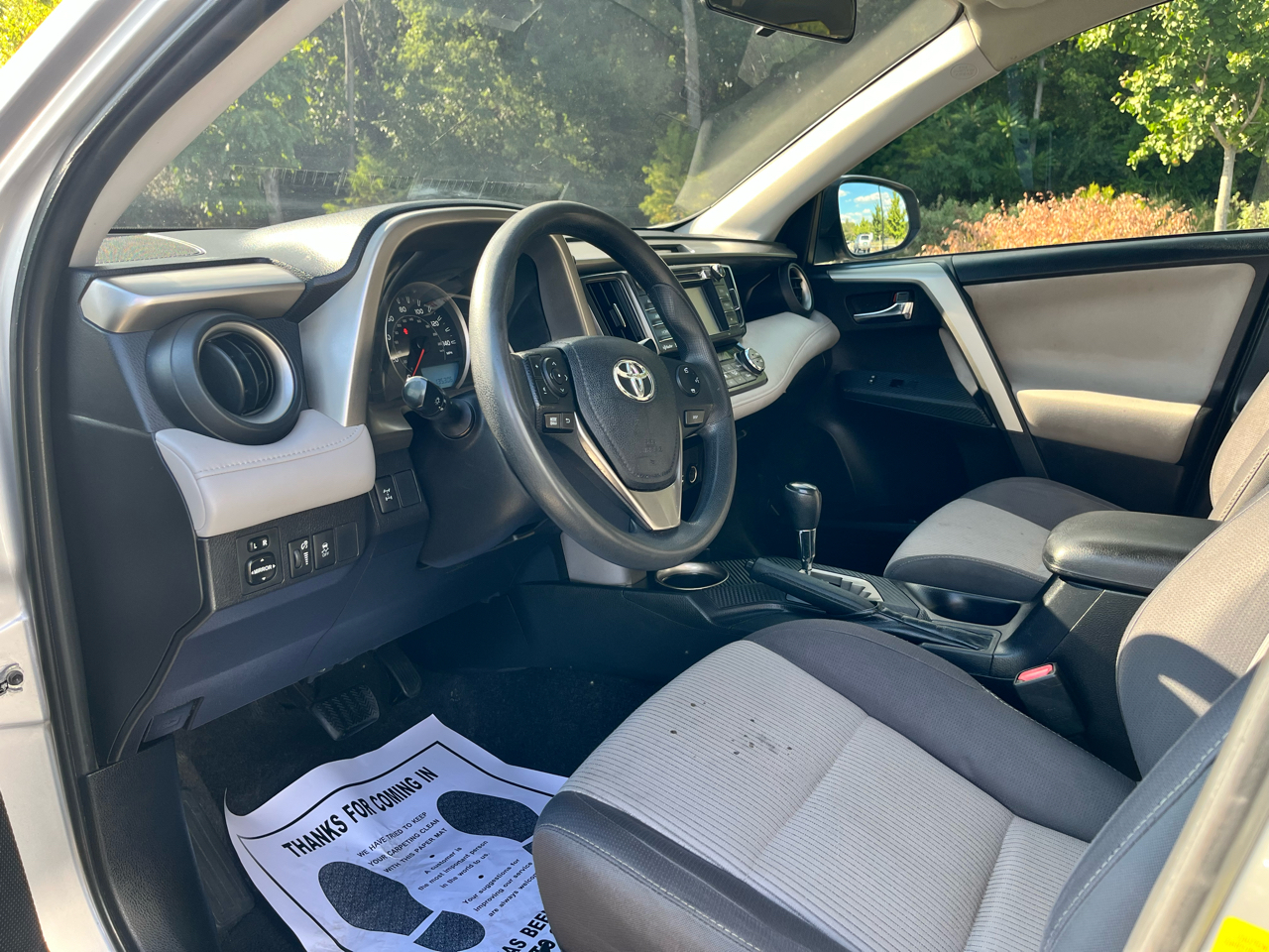 Toyota RAV4 XLE AWD 2015 Toyota RAV4 XLE AWD 2015