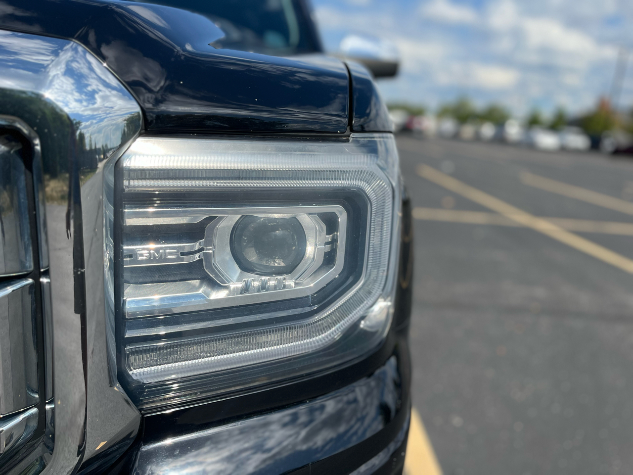 GMC Sierra 1500 Denali Crew Cab Long Box 4WD 2016 GMC Sierra 1500 Denali Crew Cab Long Box 4WD 2016