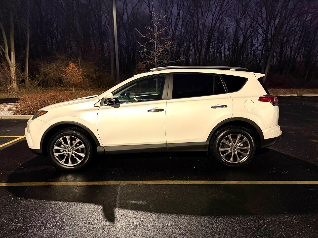 Toyota RAV4 Limited AWD 2017