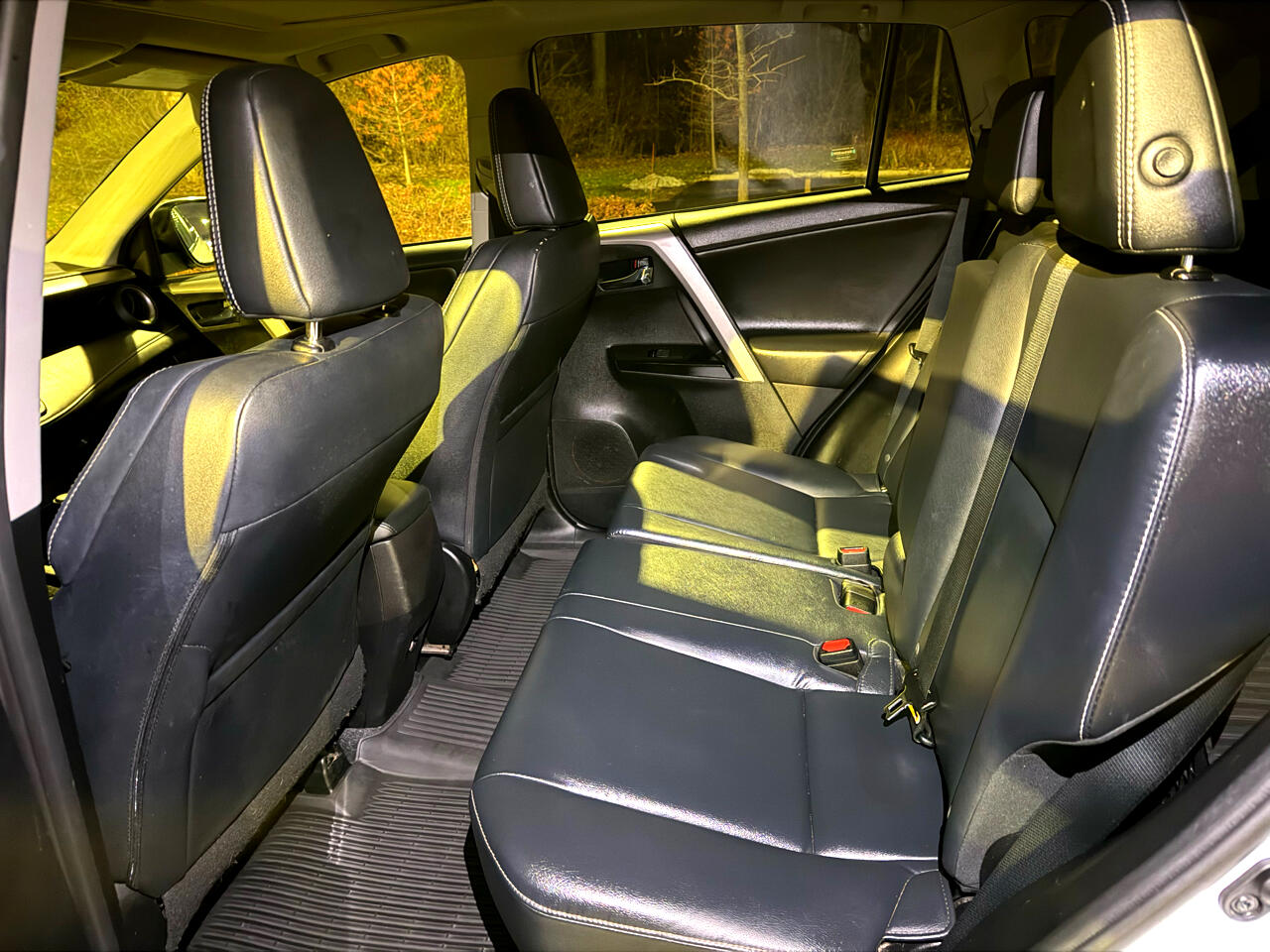 Toyota RAV4 Limited AWD 2017