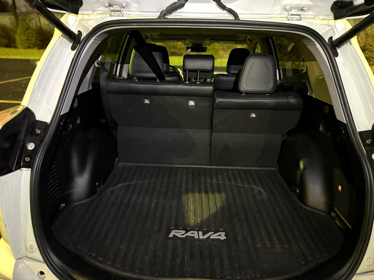 Toyota RAV4 Limited AWD 2017