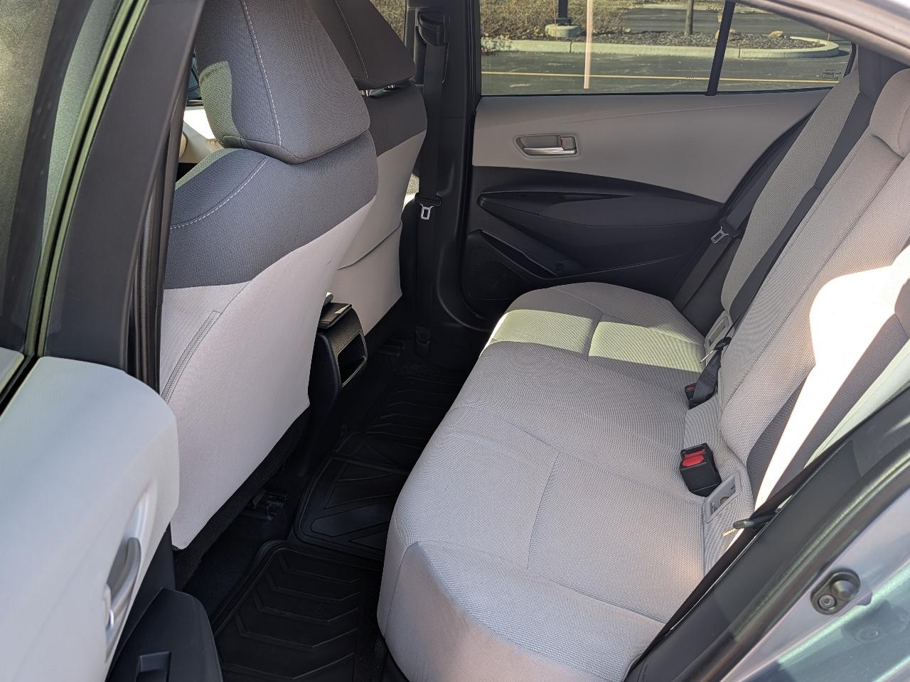 Toyota Corolla LE 2021