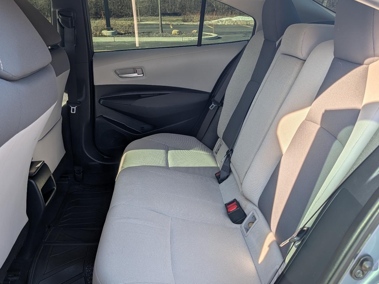 Toyota Corolla LE 2021