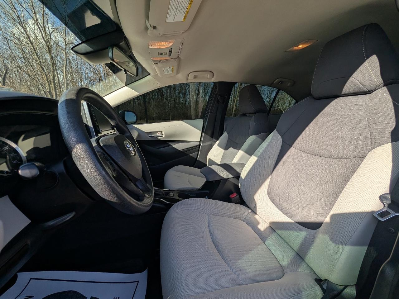 Toyota Corolla LE 2021