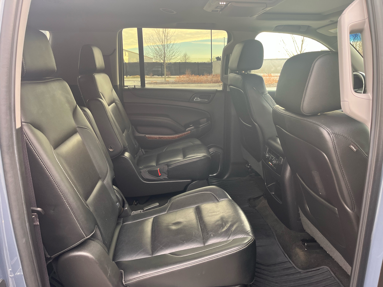 Chevrolet Suburban LTZ 4WD 2016