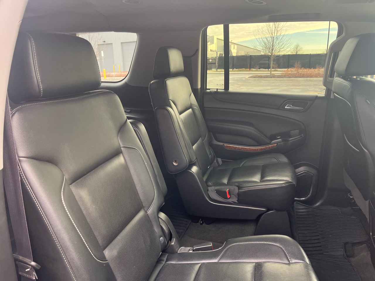 Chevrolet Suburban LTZ 4WD 2016