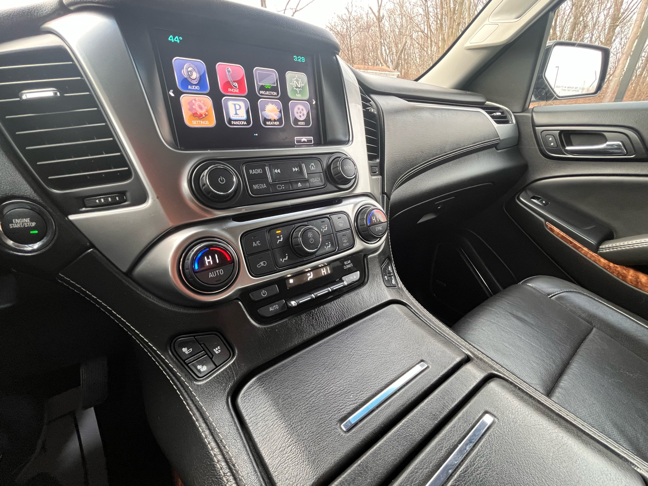 Chevrolet Suburban LTZ 4WD 2016