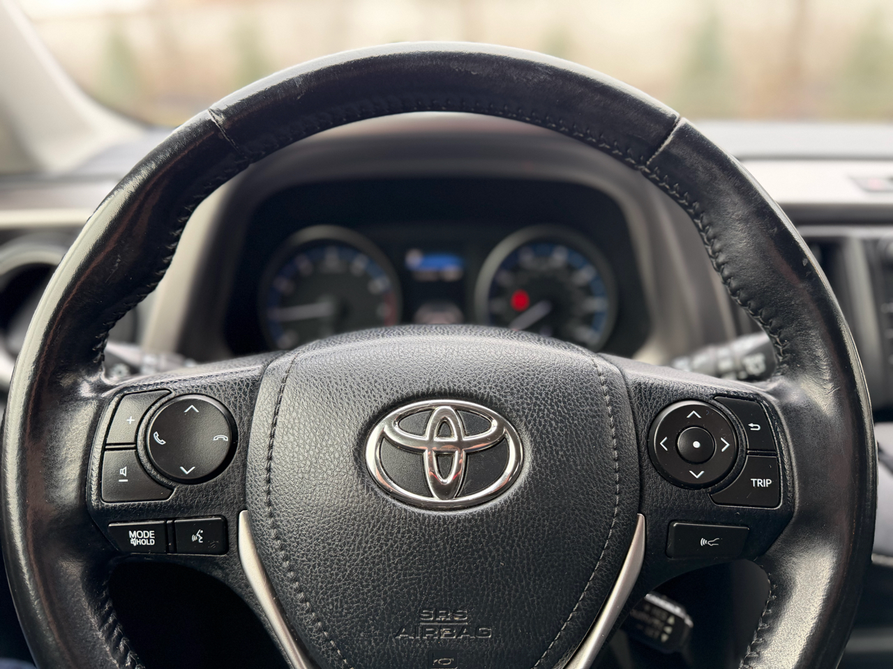 Toyota RAV4 XLE FWD 2018