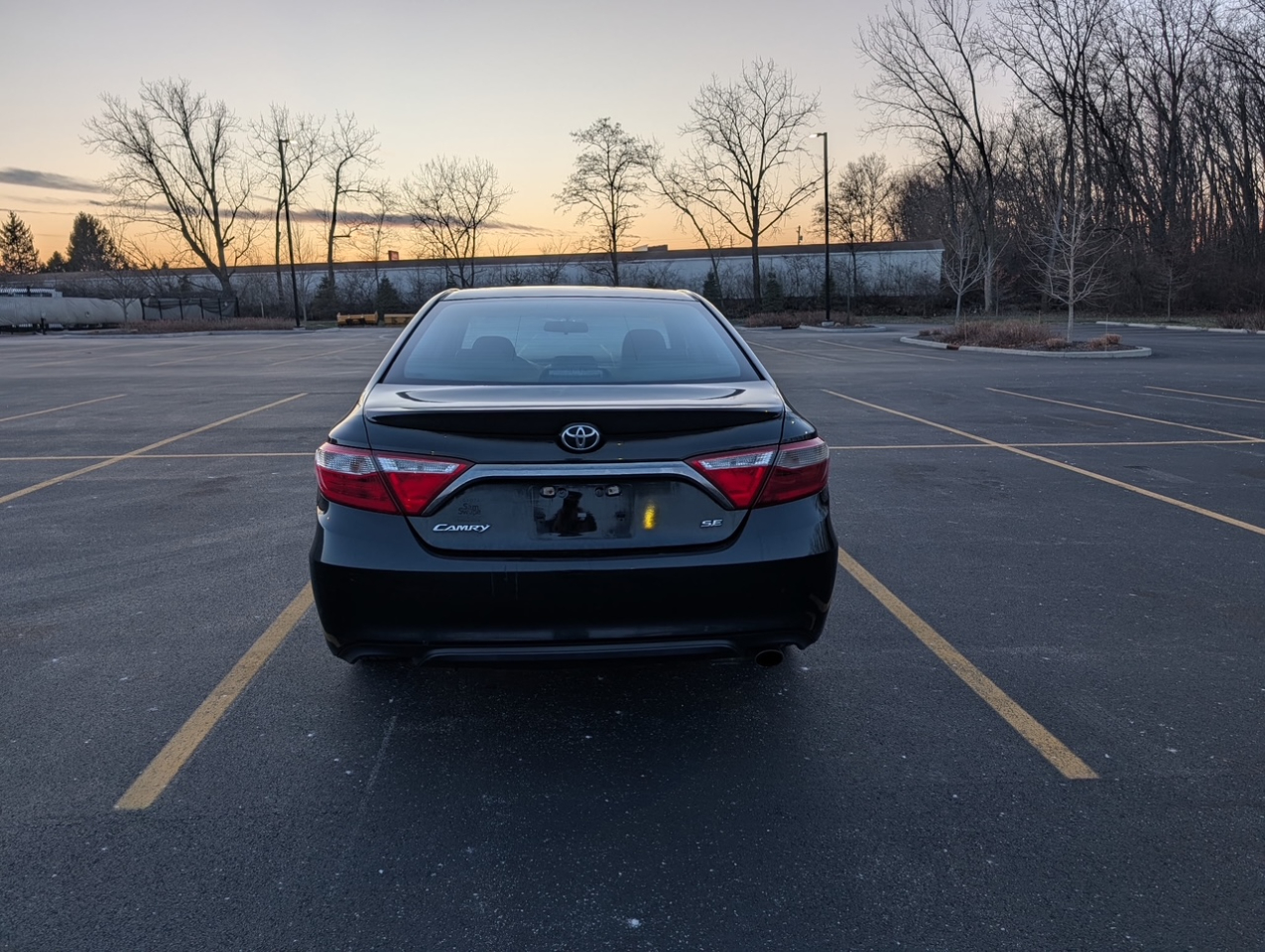 Toyota Camry SE 2015