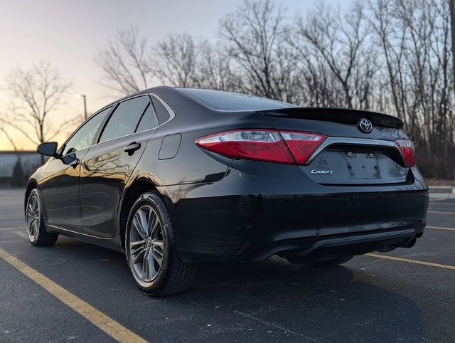 Toyota Camry SE 2015