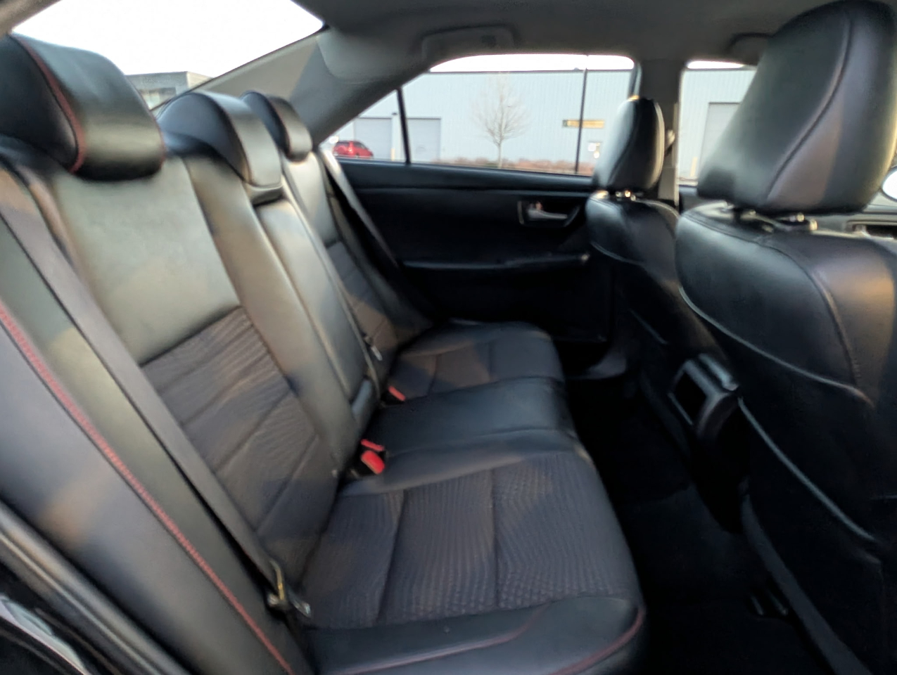 Toyota Camry SE 2015