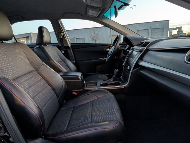 Toyota Camry SE 2015