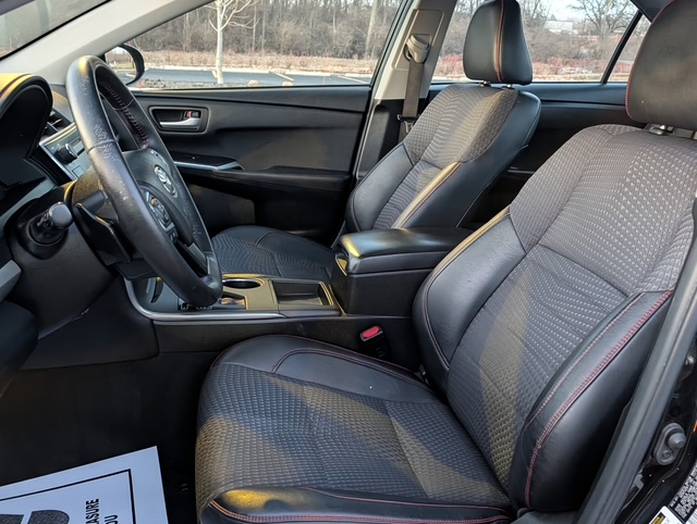 Toyota Camry SE 2015