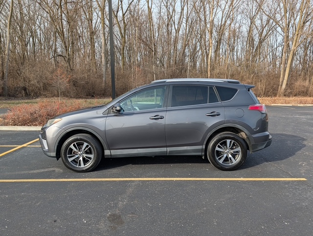 Toyota RAV4 XLE FWD 2016