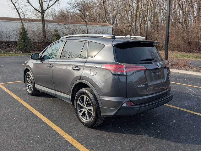 Toyota RAV4 XLE FWD 2016