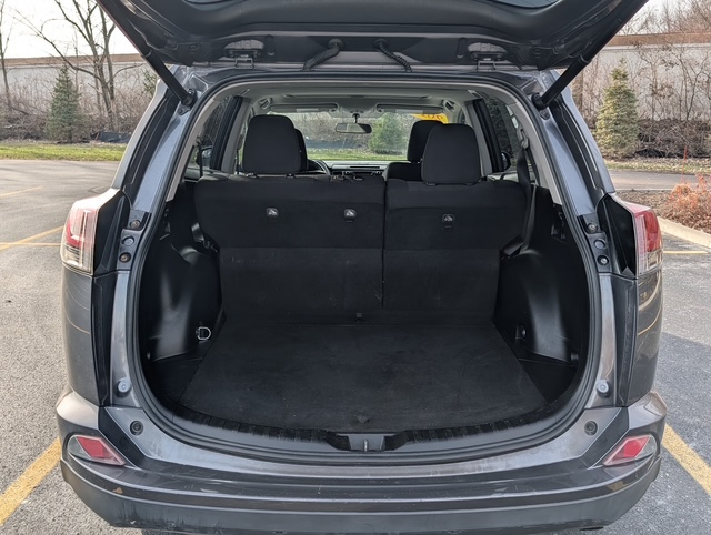 Toyota RAV4 XLE FWD 2016